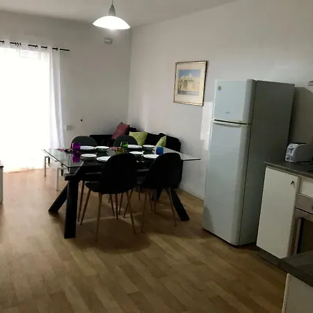 Apartment Elena Paceville San Ġiljan